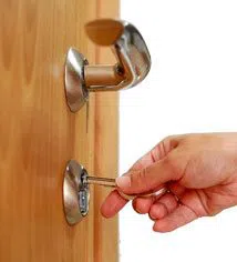 Aqua Locksmith Store Long Beach, CA 562-274-0799 - 17-Emergency-locks-locksmith
